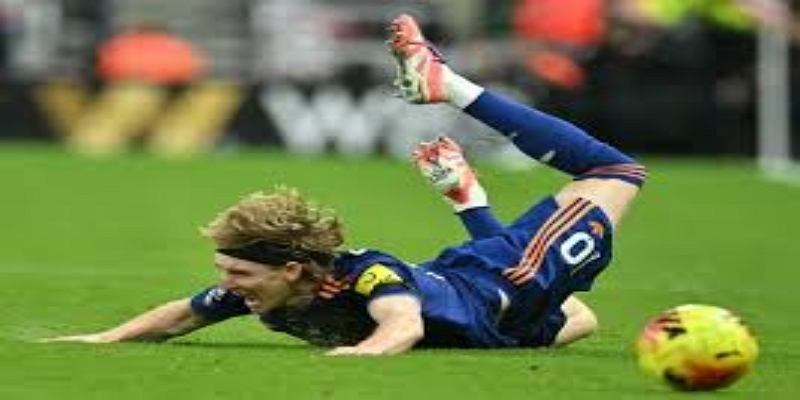 比赛分析：年轻球员的舞台与关键表现- AG真人