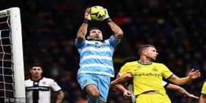 AG真人荣誉之争：金球奖历史级门将的极限突破-AG真人